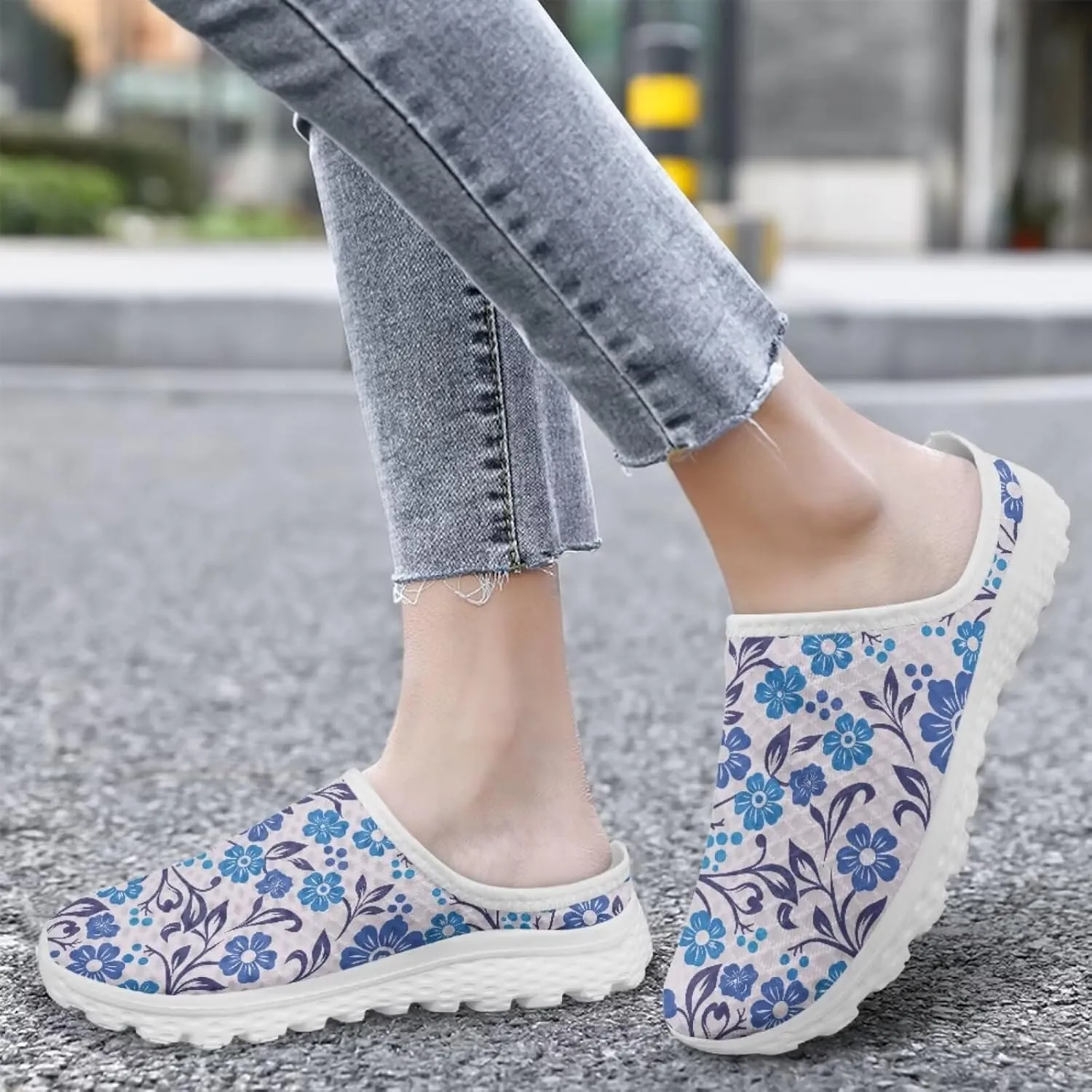 Howilath Flower Print Women's Mule Shoes Casual Garden Clogs Lightweight Slip on Sneakers Mules Sneakers with EVA Sole